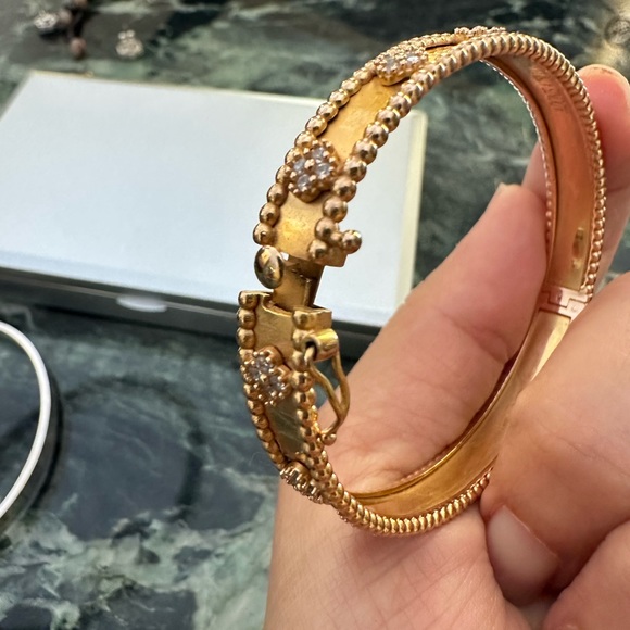 18k solid gold Van cleef bangle made by jeweler - Picture 3 of 14